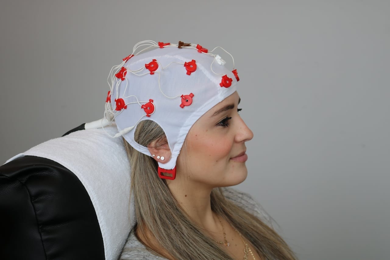 IMG_8013-min Neurofeedback Application